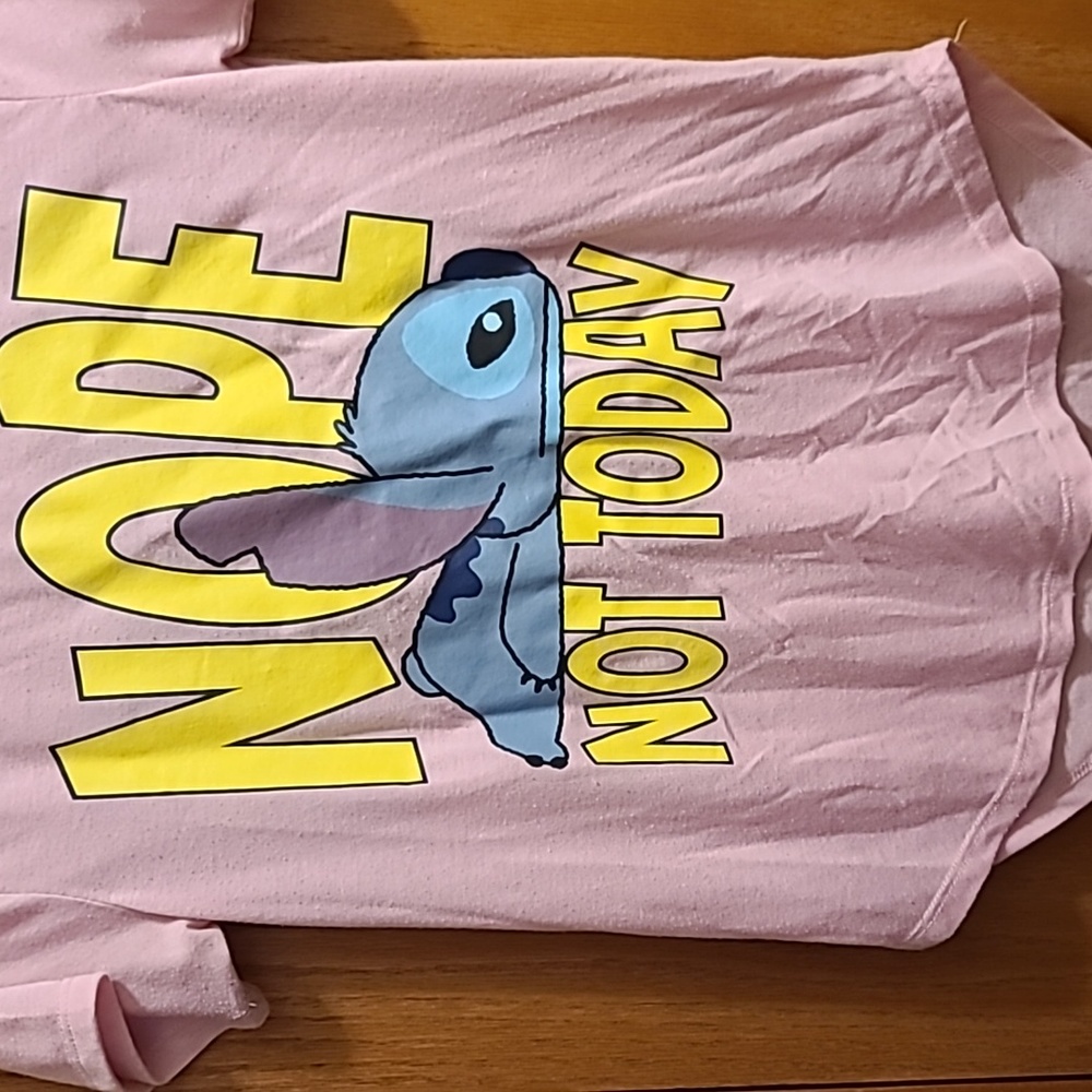 Disney small pink stitch shirt